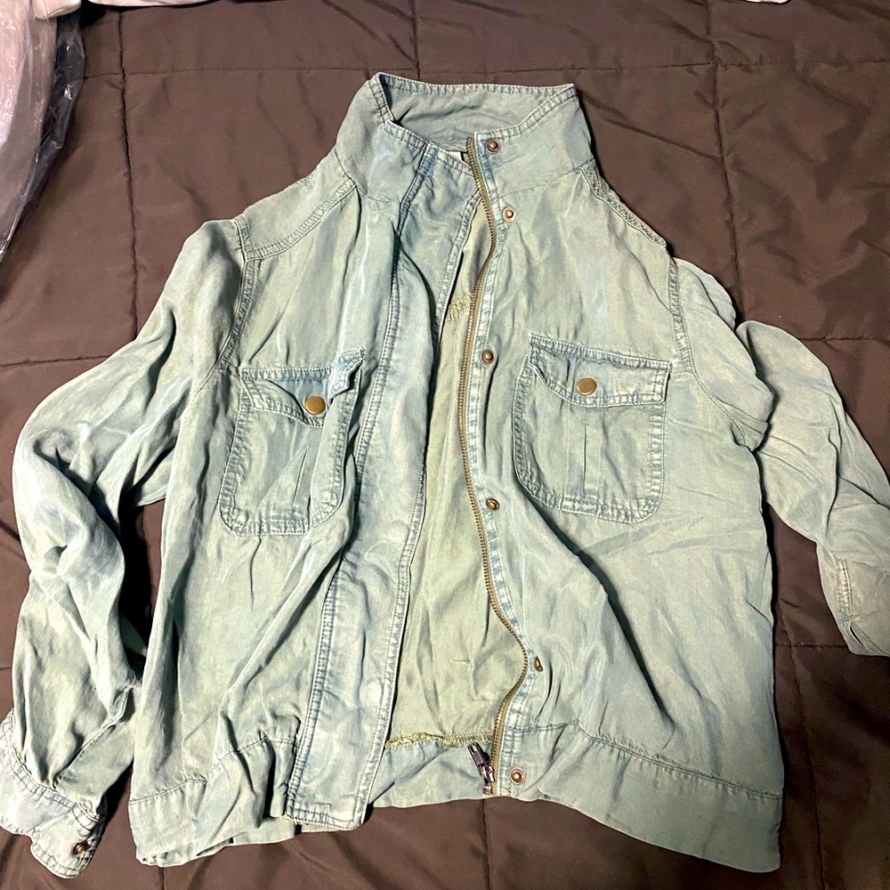 Army green crop jacket